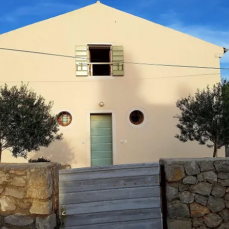 Buganvilija C6 * Veli Losinj
