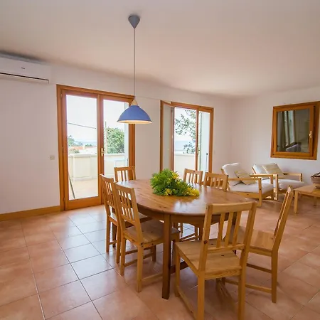 Buganvilija C6 * Veli Losinj