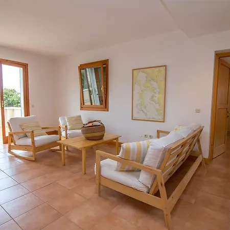 Buganvilija C6 * Veli Losinj